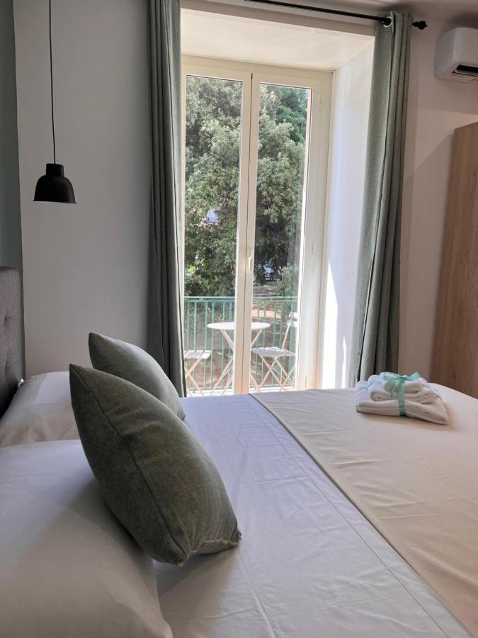 Готель Relais Cavour Napoli Екстер'єр фото