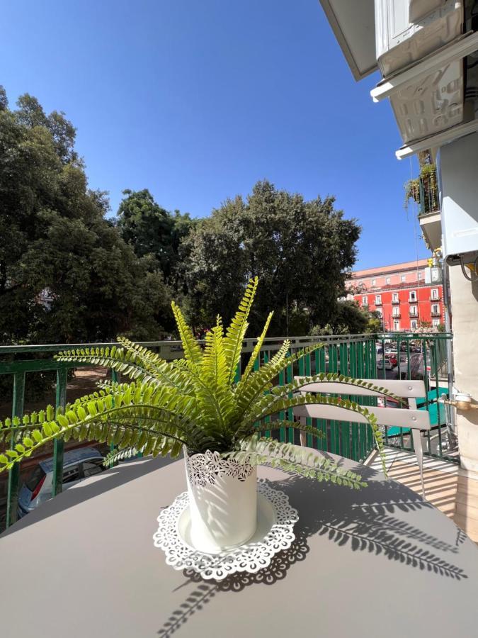 Готель Relais Cavour Napoli Екстер'єр фото
