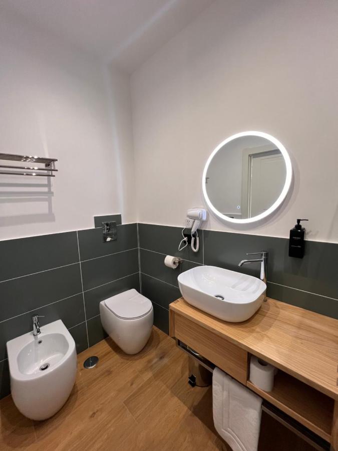 Готель Relais Cavour Napoli Екстер'єр фото